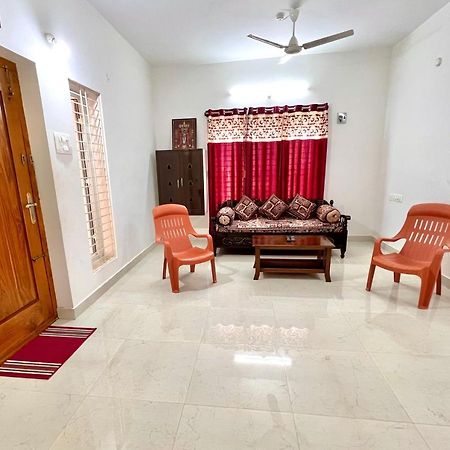 Truelife Homestays - Alamelu Avenue - Fully Furnished Ac 2Bhk Apartments In Tirupati - Walkable To Restaurants & Super Market - Fast Wifi - Kitchen - Easy Access To Airport, Railway Station, Sri Padmavathi & Tirumala Temple Exteriér fotografie
