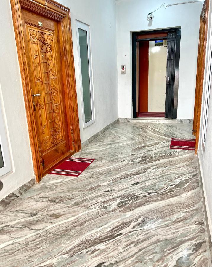 Truelife Homestays - Alamelu Avenue - Fully Furnished Ac 2Bhk Apartments In Tirupati - Walkable To Restaurants & Super Market - Fast Wifi - Kitchen - Easy Access To Airport, Railway Station, Sri Padmavathi & Tirumala Temple Exteriér fotografie