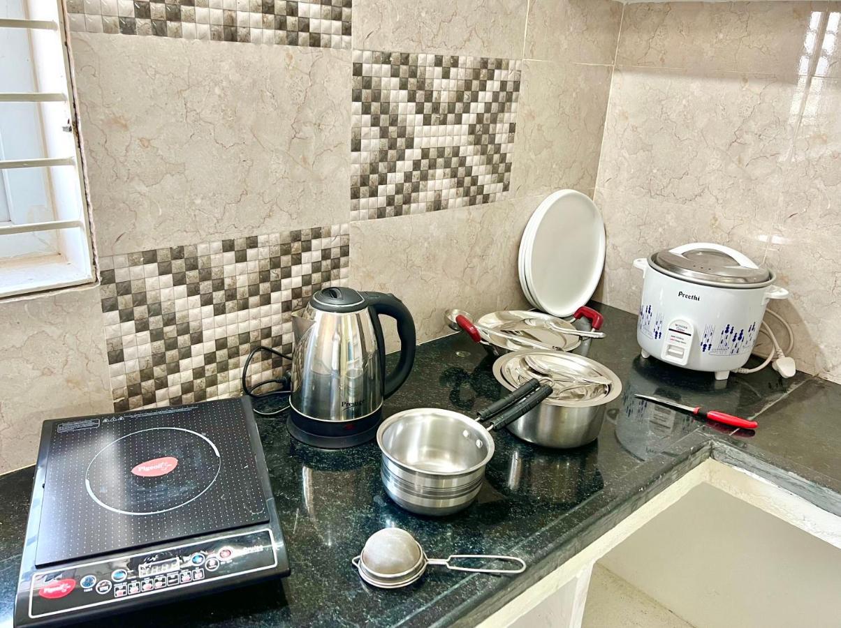 Truelife Homestays - Alamelu Avenue - Fully Furnished Ac 2Bhk Apartments In Tirupati - Walkable To Restaurants & Super Market - Fast Wifi - Kitchen - Easy Access To Airport, Railway Station, Sri Padmavathi & Tirumala Temple Exteriér fotografie